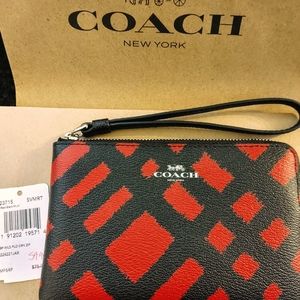 NWT Coach Corner Zip Wristlet Red Plaid